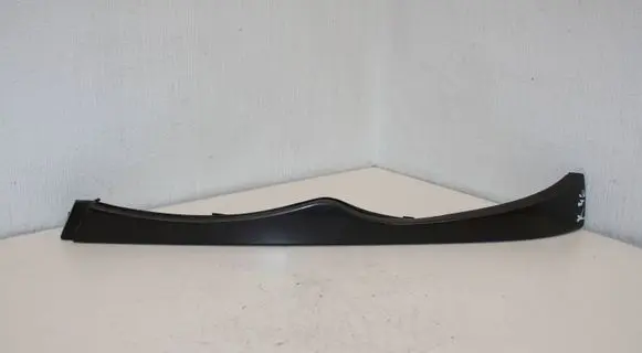 Under headlight/headlamp trim