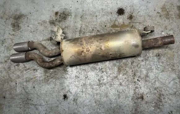 Audi A6 S6 C5 4B Rear muffler/silencer tail pipe 8D0253611P