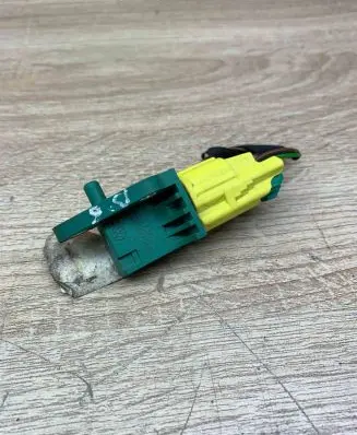 Volkswagen PASSAT B6 Airbag deployment crash/impact sensor 3C0909606