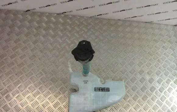 Lexus GS 300 350 430 450H Windshield washer fluid reservoir/tank 060851-138