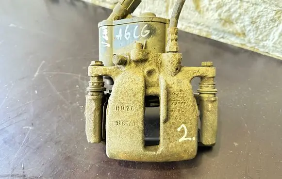 Audi A6 S6 C6 4F Rear brake caliper