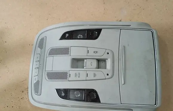 Audi A8 S8 D4 4H Headlining lighting console trim 4H0947135K