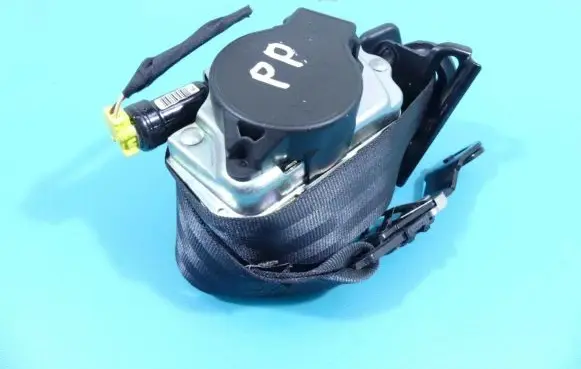 Volvo V40 Front seatbelt IMPRK1306198