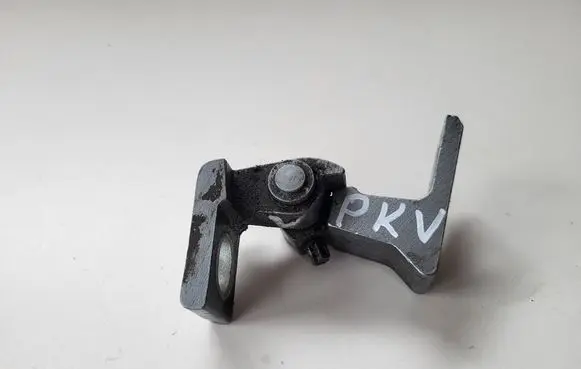 Volkswagen Tiguan Front door upper hinge 5N0831401