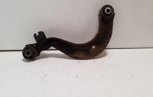 Rear control arm