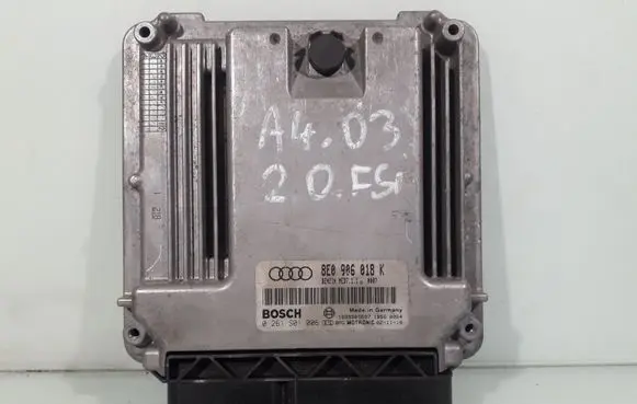 Audi A4 S4 B6 8E 8H Engine control unit/module 8E0906018K 0261S01006