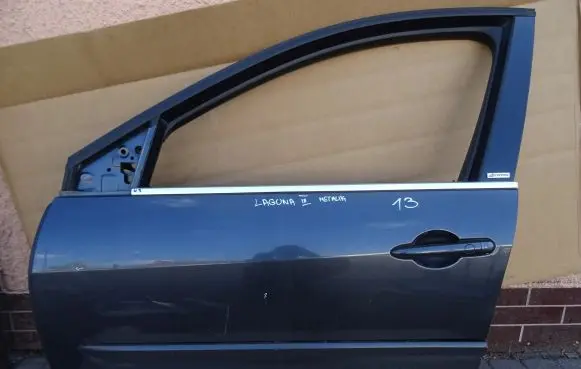 Renault Laguna III Front door