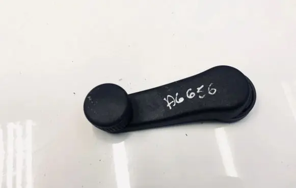 Skoda Octavia Mk2 (1Z) Front door window winding handle 1h0837581d
