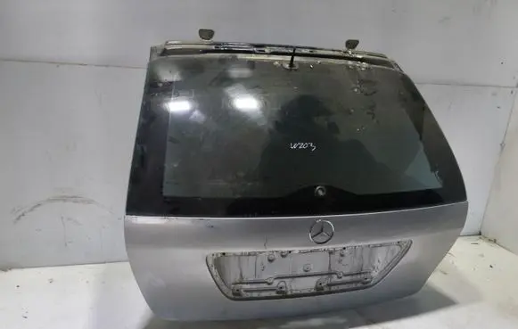 Mercedes-Benz C W203 Tailgate/trunk/boot lid