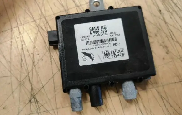 BMW X5 E53 Antenna control unit 6906070