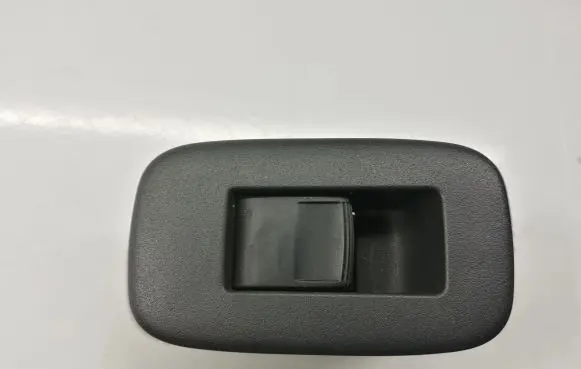 Toyota Auris 150 Electric window control switch 848100D030 8465602060B0