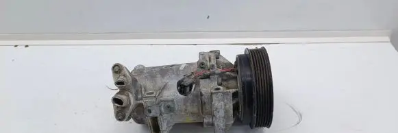Nissan Juke I F15 Air conditioning (A/C) compressor (pump) 926003VD0A M213E171964