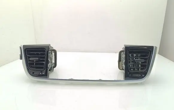 KIA Rio Dash center air vent grill 84740H8300 815G2948 H897420000