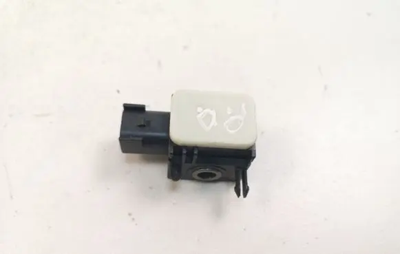 Hyundai Santa Fe Airbag deployment crash/impact sensor 9592028000