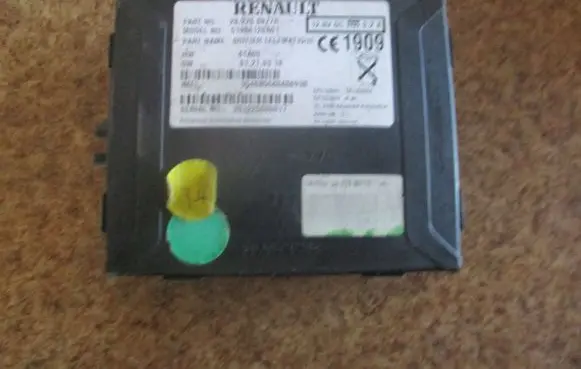 Renault Clio IV Gateway control module 282758977