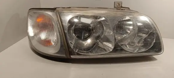 Hyundai Trajet Headlight/headlamp 1011998