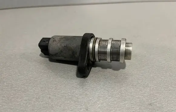BMW 3 E92 E93 Fuel pressure sensor 7555201