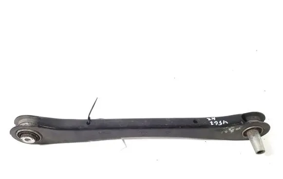 Rear control arm