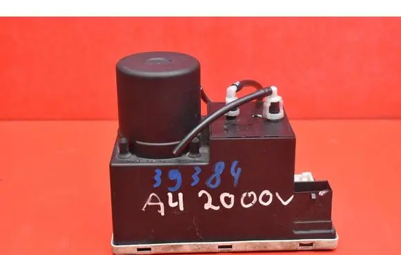 Audi A4 S4 B5 8D Central locking vacuum pump 8D0862257E