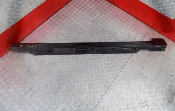 Volkswagen PASSAT B8 Sill 3G0853857