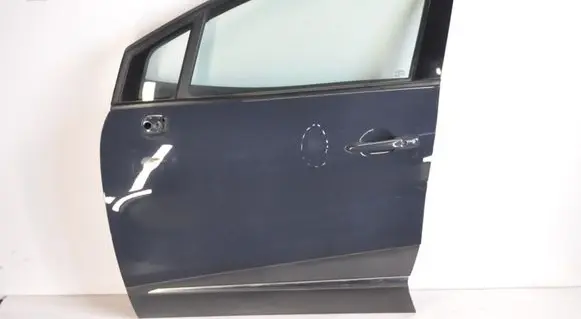 Renault Captur Front door 