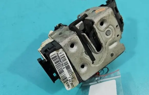 Dodge Caravan Front door lock P04589417AE IMPRK1536774