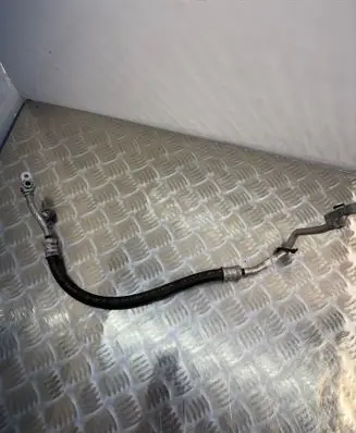 Subaru Legacy Air conditioning (A/C) pipe/hose 08L05