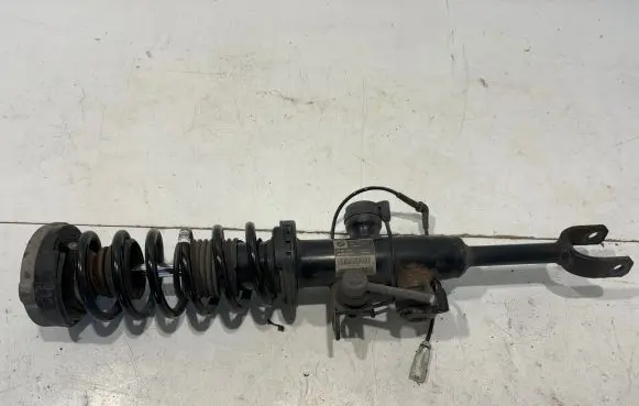BMW 5 F10 F11 Front shock absorber with coil spring 6863120 10541310 3711686312001