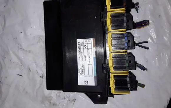 Ford Mondeo MK IV Comfort/convenience module 7S7T19G481DB