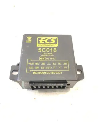 Ford Focus Other control units/modules E4031912 5C018V0303