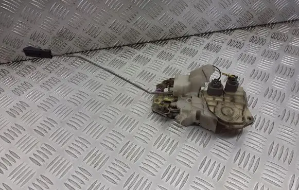 Honda Civic Front door lock