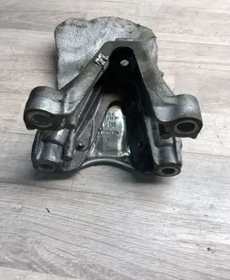 Audi A6 S6 C7 4G Engine mounting bracket 8K0199307BJ