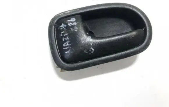 Mazda 626 Rear door interior handle dh22i
