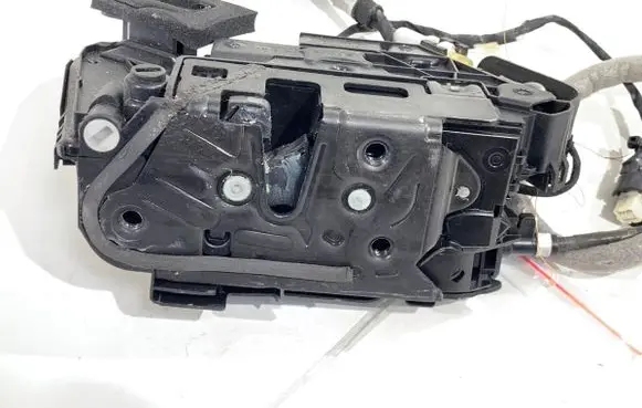 Volkswagen ID.3 Rear door lock 5TA839015K