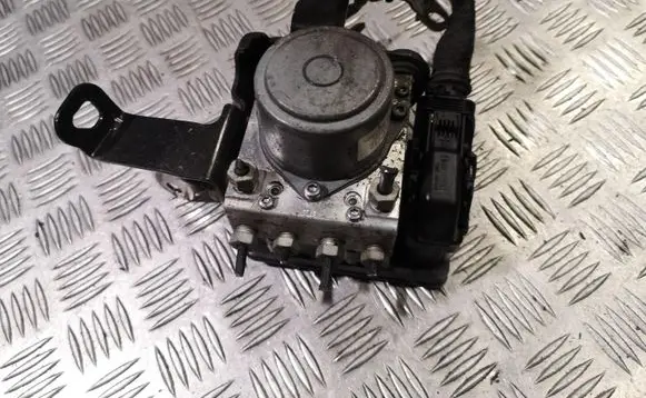 Opel Insignia A ABS Pump 23383112