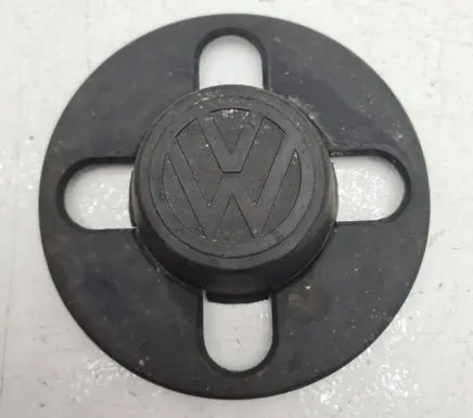 Volkswagen Golf II Original wheel cap 871601171