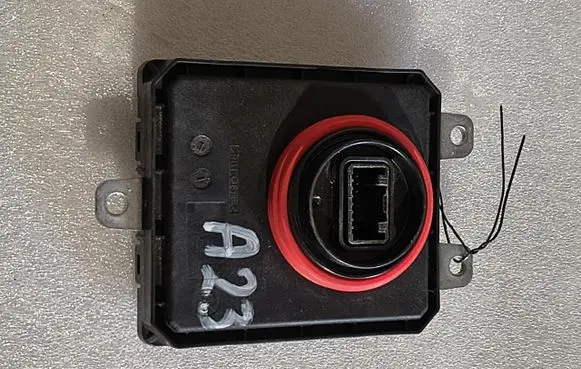 Mitsubishi Outlander LED ballast control module 
