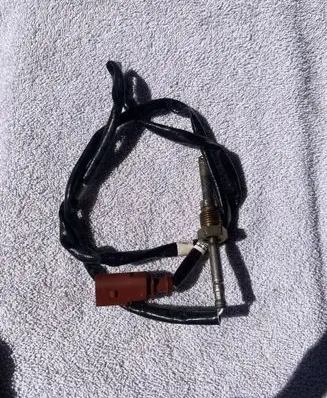 Volkswagen Golf VII Exhaust gas temperature sensor 04L906088E