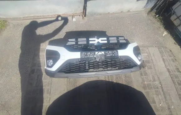 Dacia Sandero III Front bumper 620225509R
