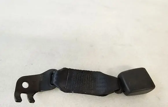 Maserati Levante Middle seatbelt buckle (rear) 634157000C