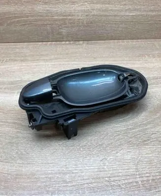 BMW 5 E60 E61 Front door exterior handle/bracket 7034543