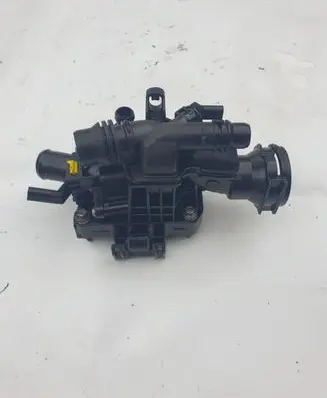 Thermostat/thermostat housing