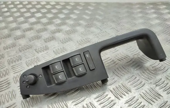 Seat Exeo (3R) Electric window control switch 8E1867171