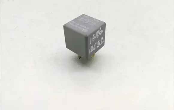 KIA Carnival Other relay 0K2FA67740