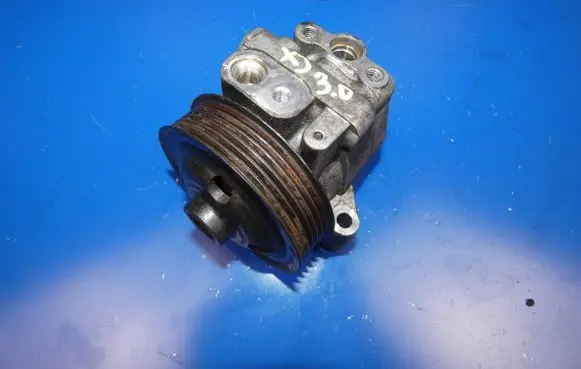 Jaguar XJ X351 Power steering pump 9X233A696AA 0X163200 B4911044911