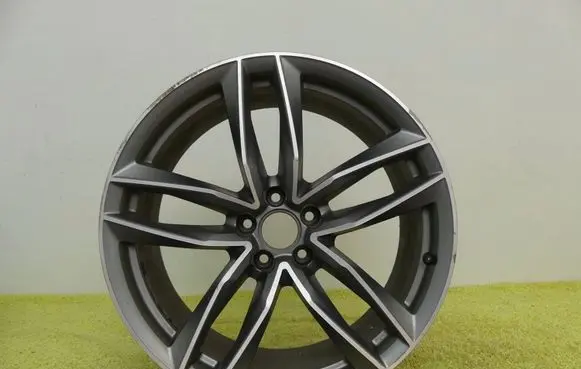 Audi A5 8T 8F R20 alloy rim 8t0601025df 8t0601025dg