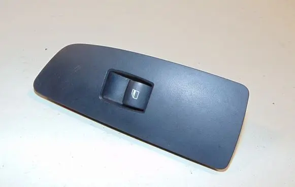 BMW 1 E81 E87 Electric window control switch 61316935534 6970247