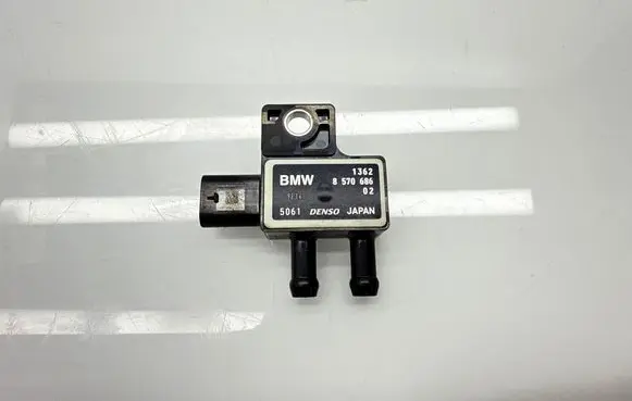 BMW 1 F40 Exhaust gas pressure sensor 8570686 1362