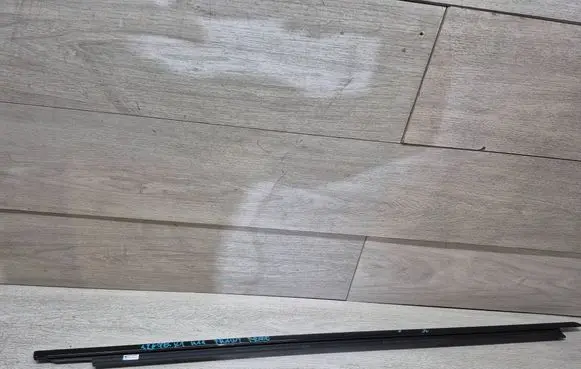 BMW X1 U11 Front door glass trim molding 9451534