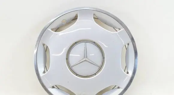 Mercedes-Benz E W124 R15 wheel hub/cap/trim 1244011424